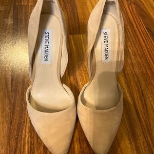 Steve Madden heels. Nude/tan color.